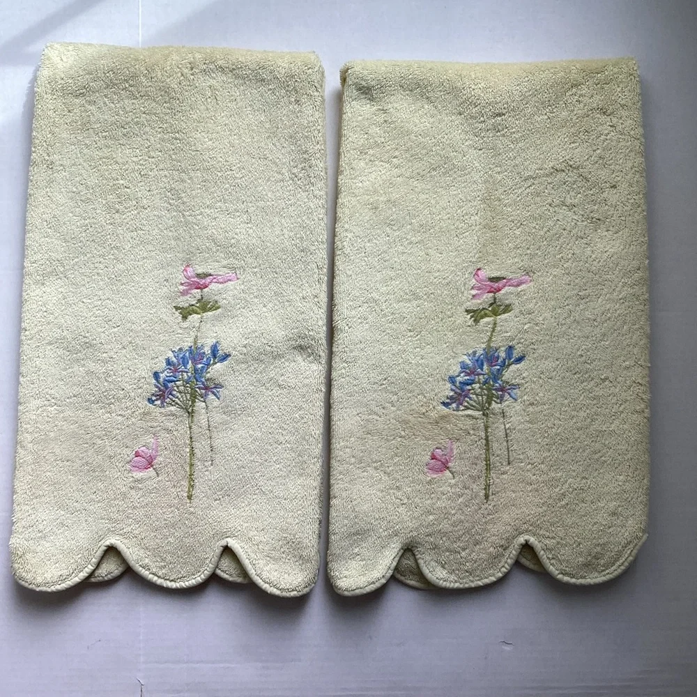 Yvette Delorme Paris Floral Embroidered Towels with Scalloped Edges Set of Two
